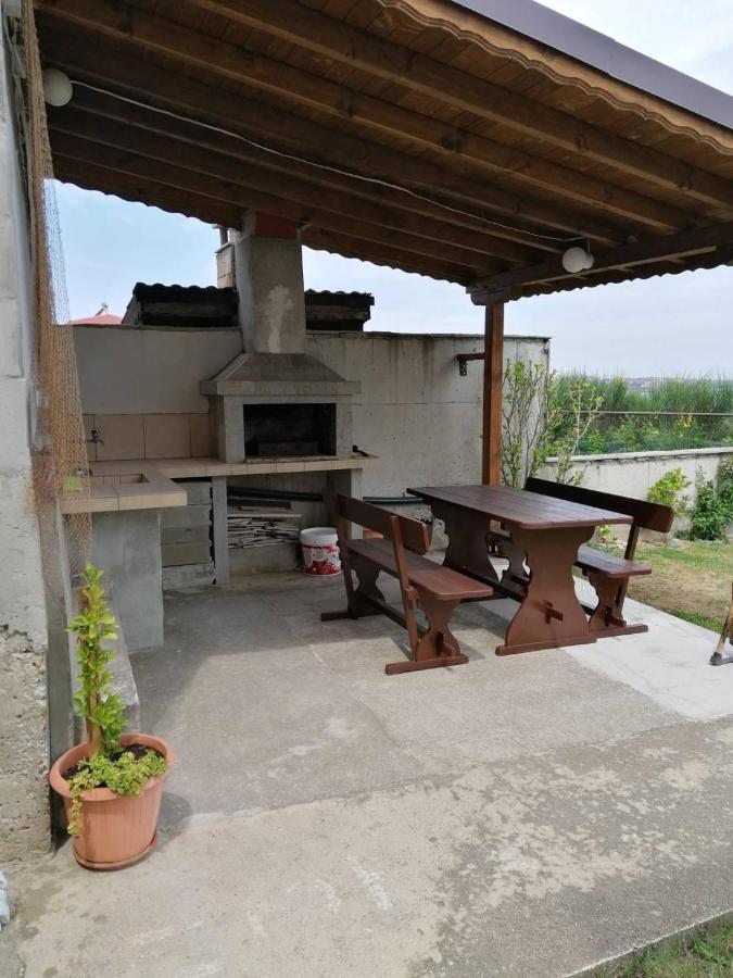 Villa Krisia Apartments Sozopol Bagian luar foto